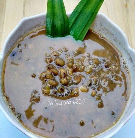 Kolak kacang hijau